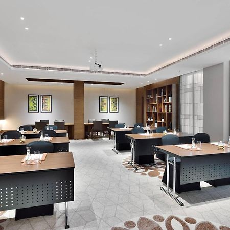 Courtyard By Marriott Raipur Hotel Kültér fotó