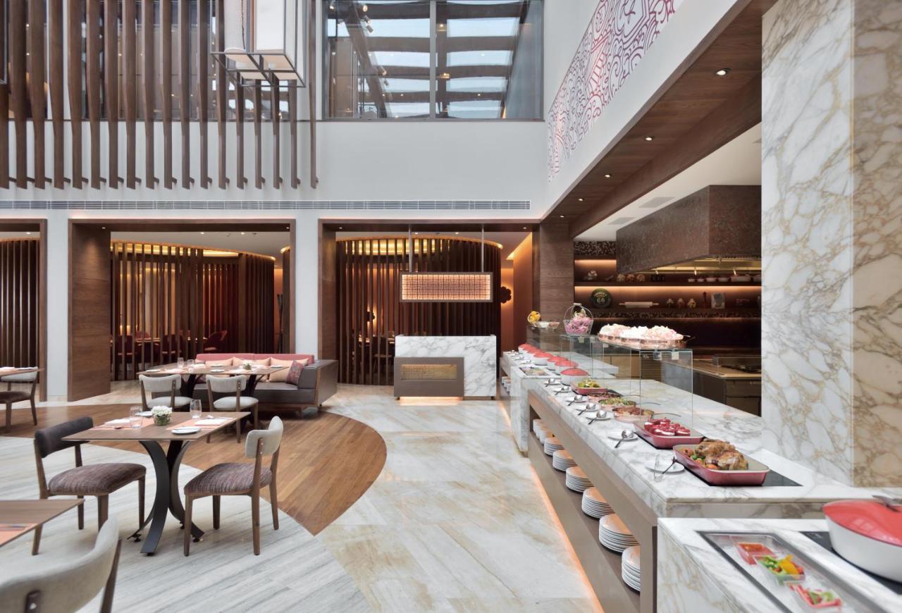 Courtyard By Marriott Raipur Hotel Kültér fotó