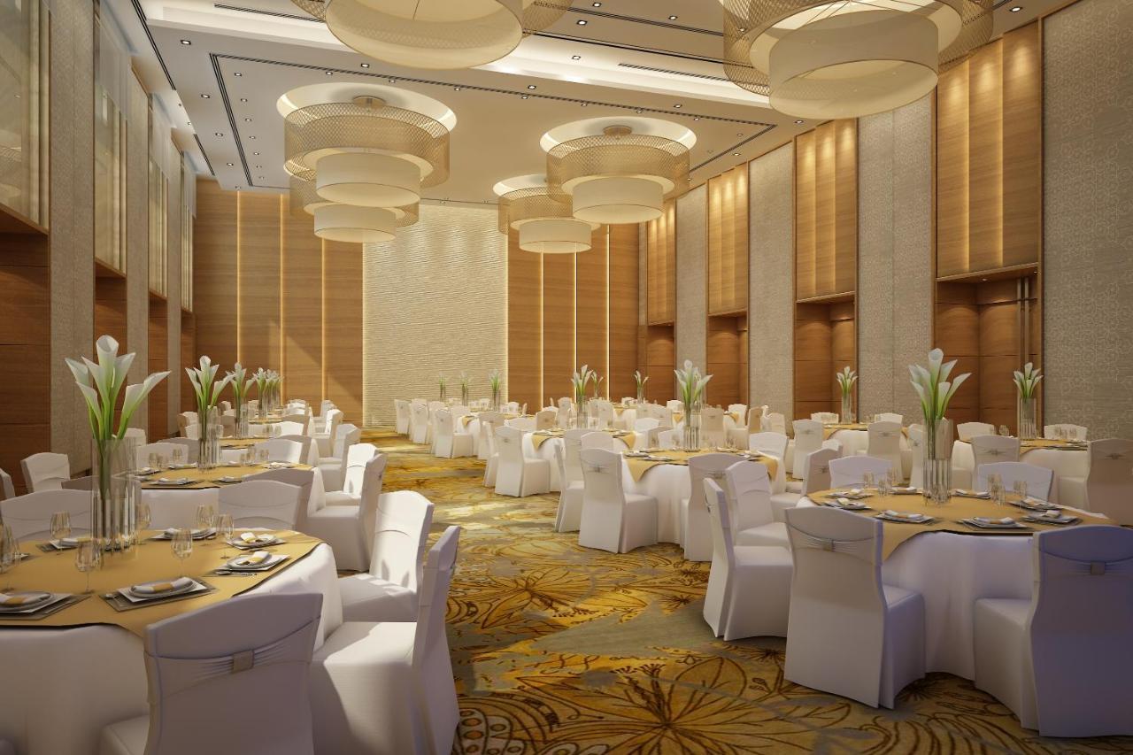 Courtyard By Marriott Raipur Hotel Kültér fotó