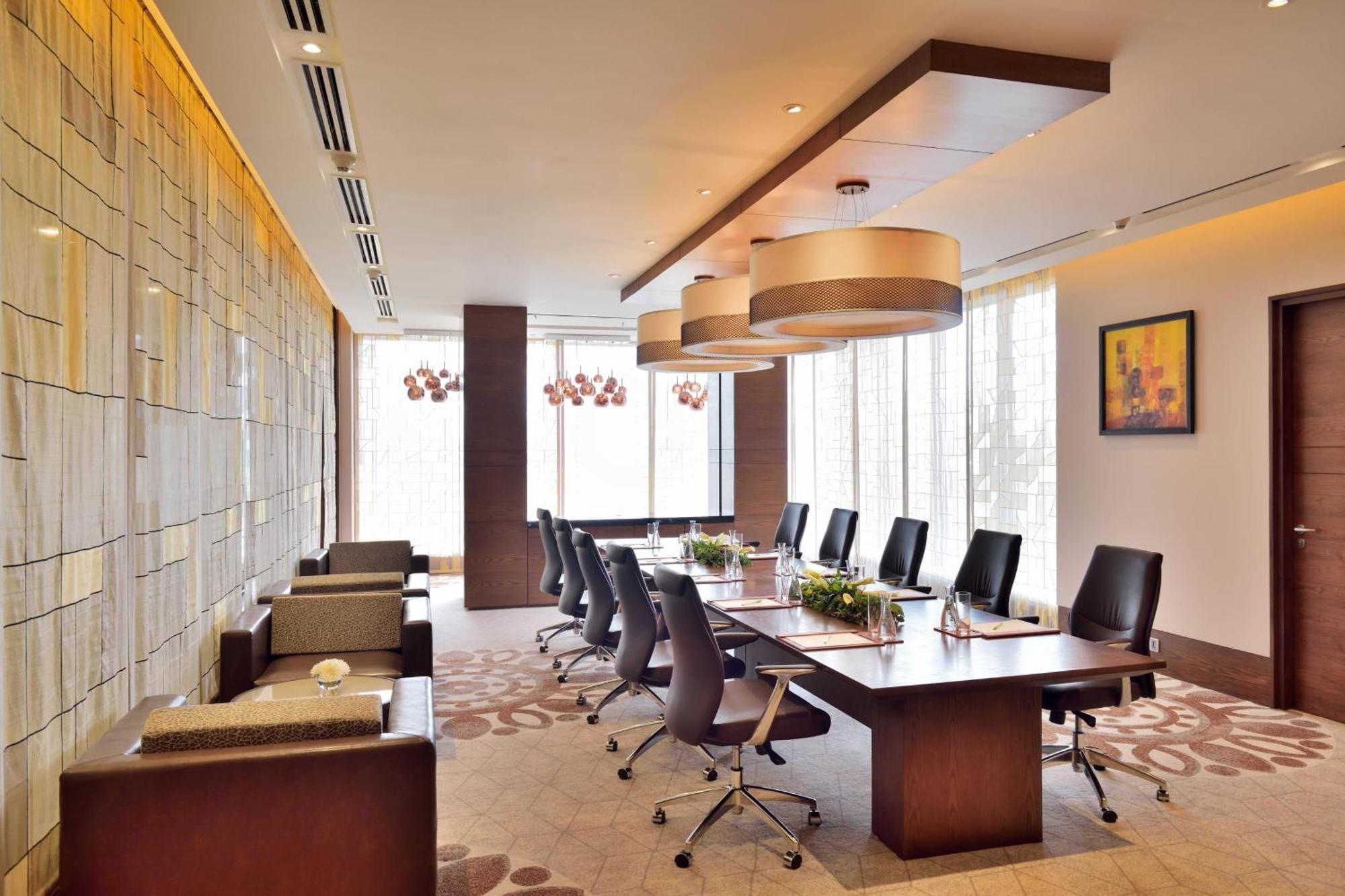 Courtyard By Marriott Raipur Hotel Kültér fotó
