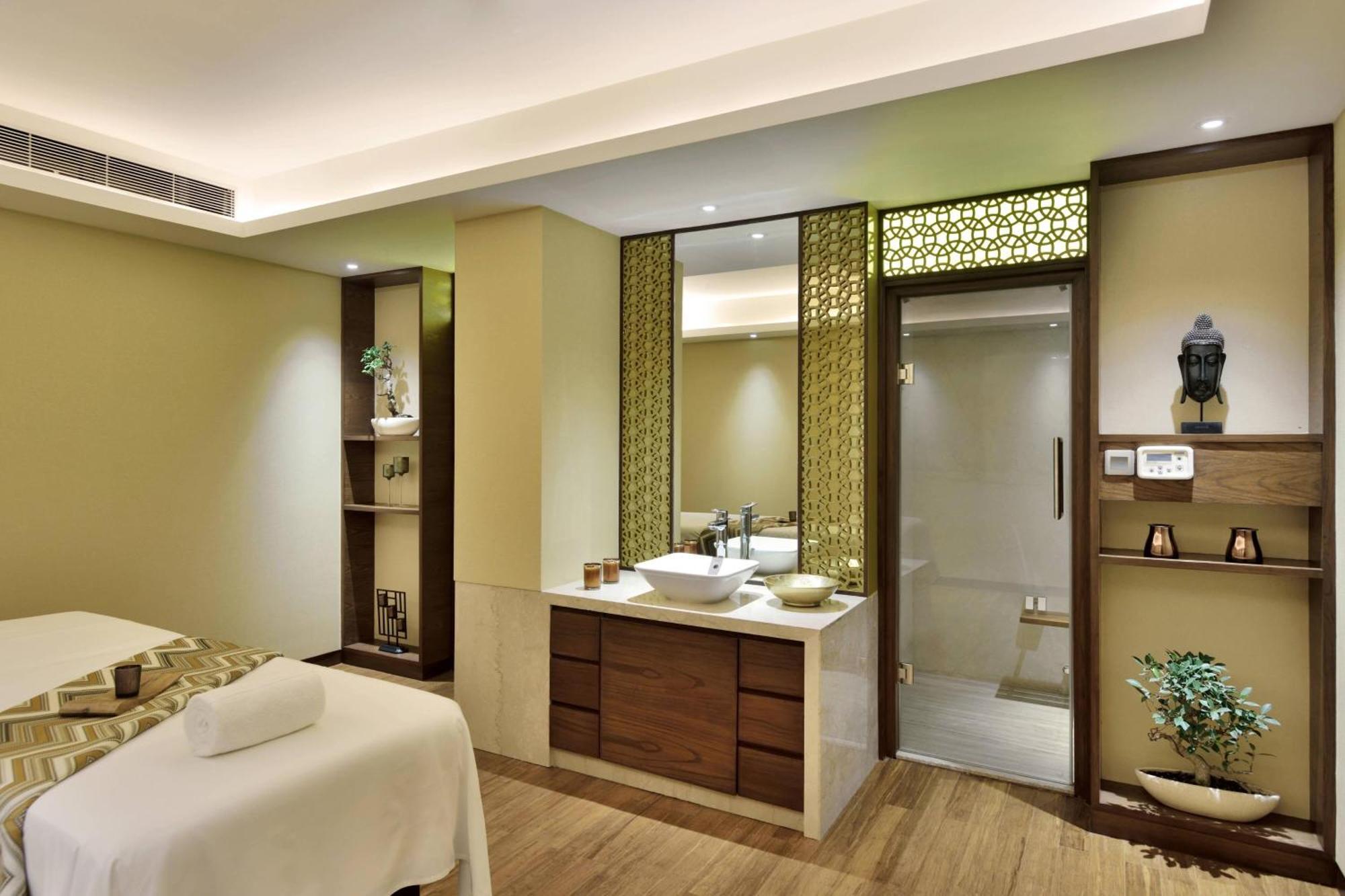 Courtyard By Marriott Raipur Hotel Kültér fotó