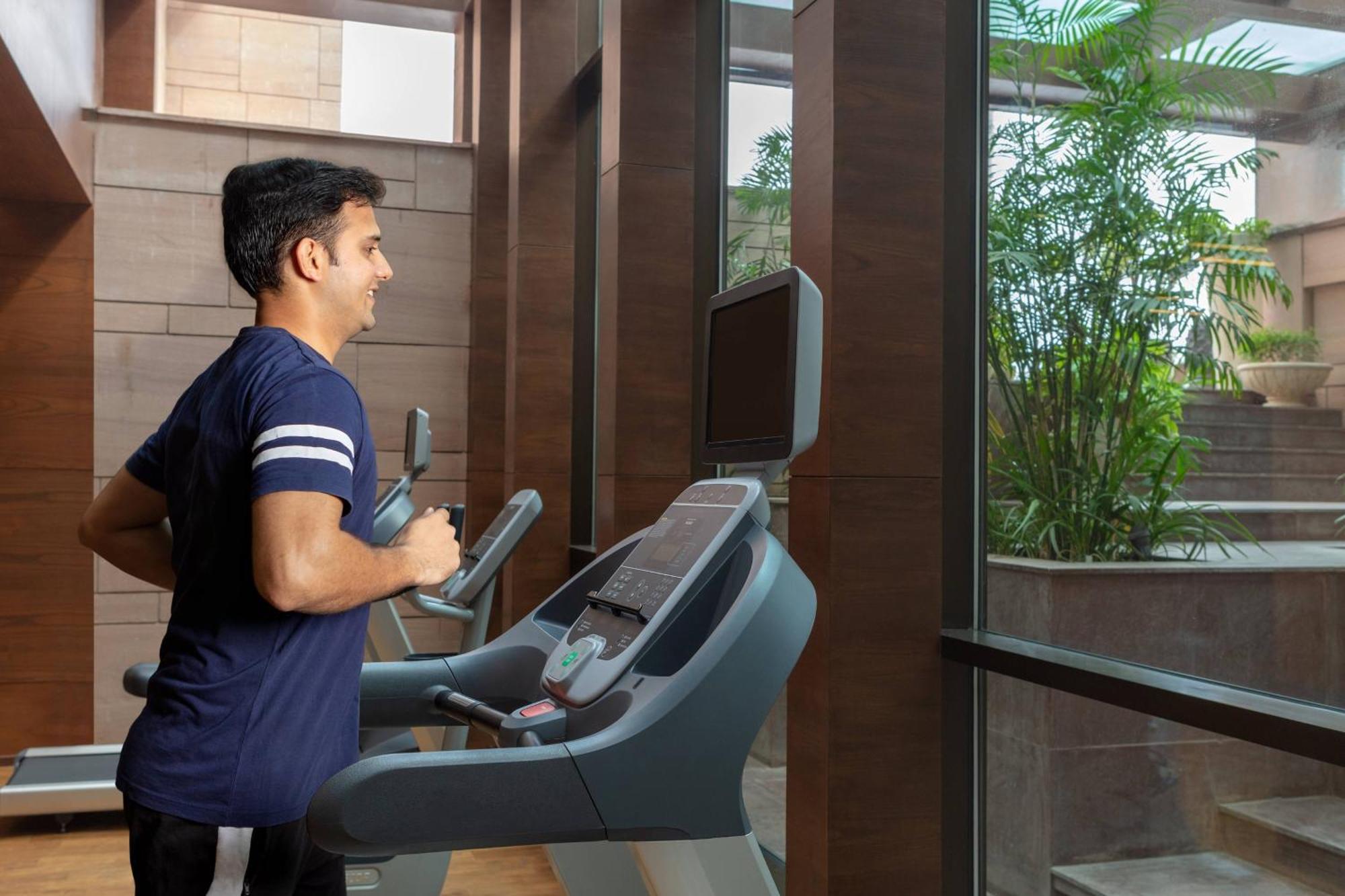 Courtyard By Marriott Raipur Hotel Kültér fotó